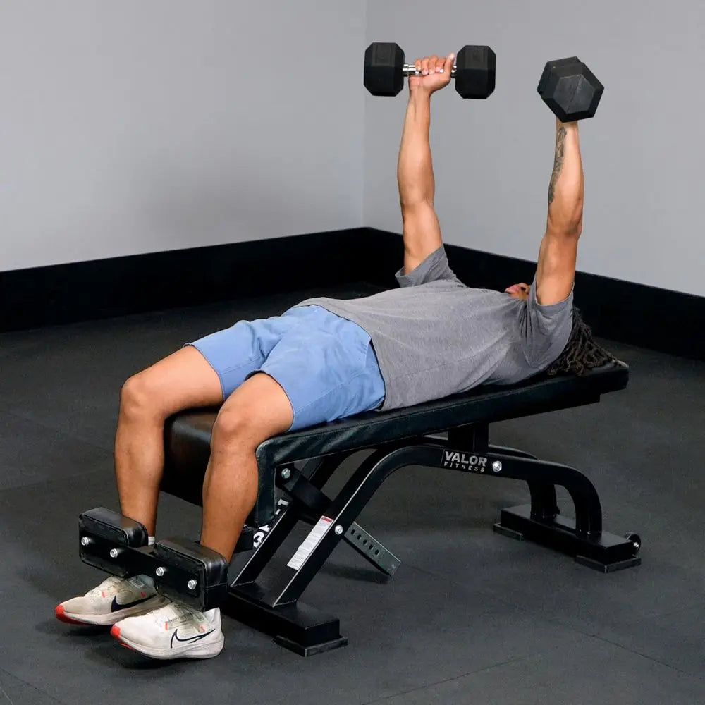YTYIN Adjustable Weight Bench Sixteen Position Decline To Flat Wheels