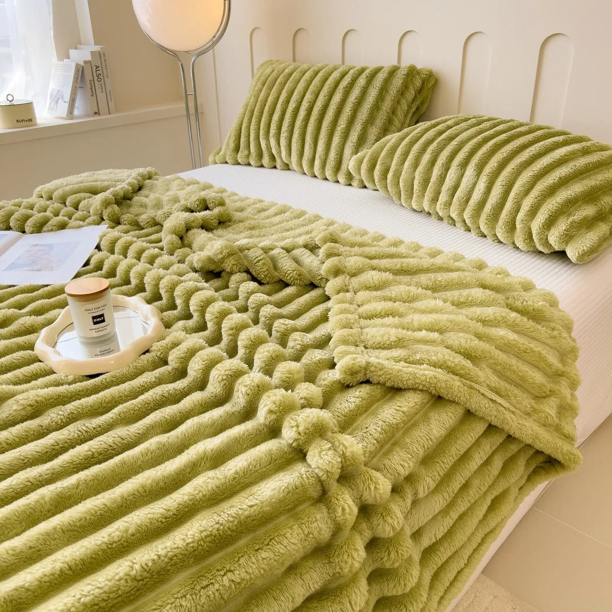 Thickened Wide Striped Coral Fleece Blanket For Bed Nap Pet