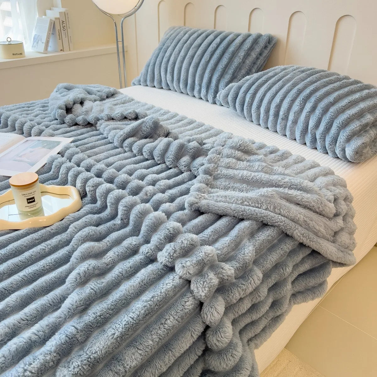 Thickened Wide Striped Coral Fleece Blanket For Bed Nap Pet