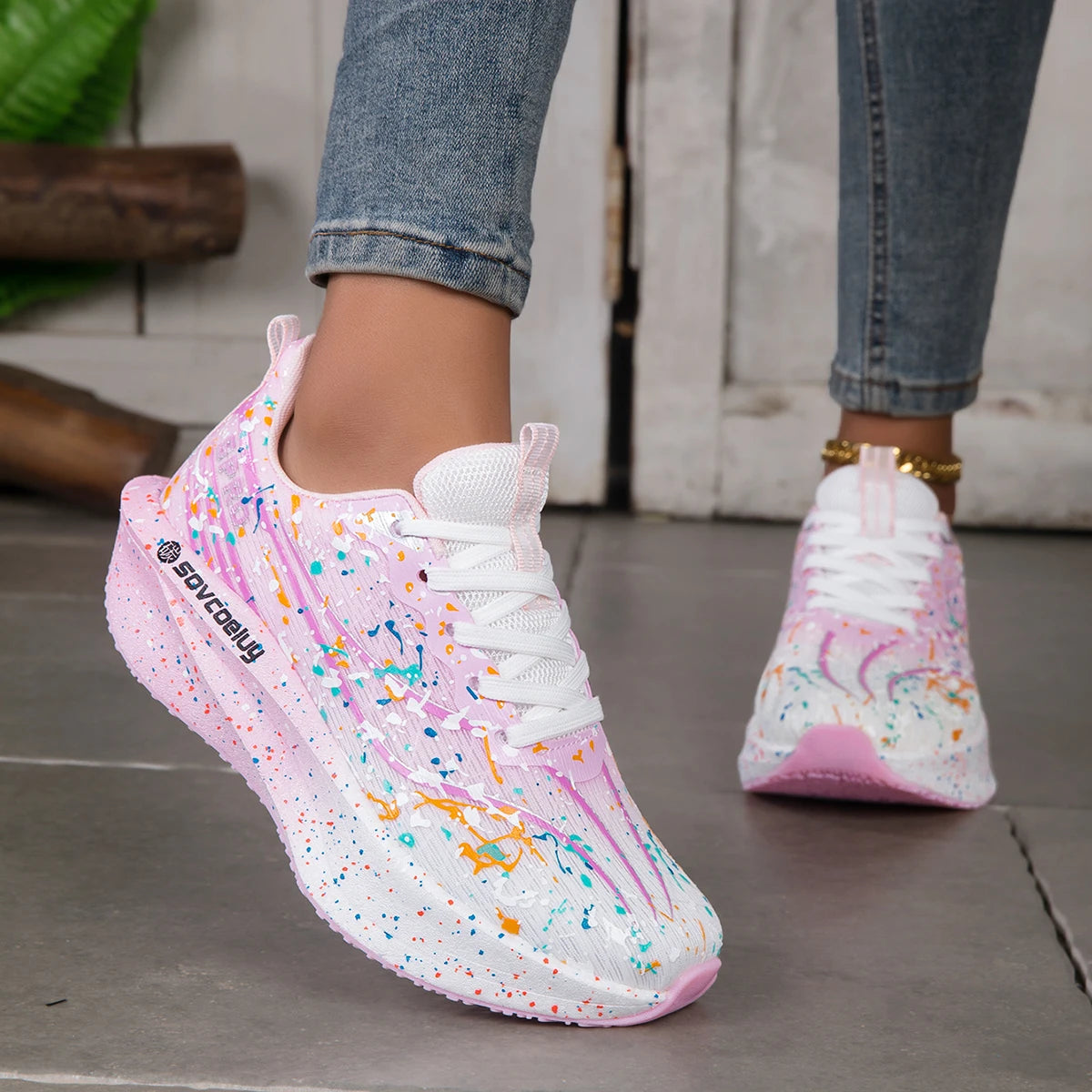 Splatter Paint Gradient Flying Weave Mesh Sneakers
