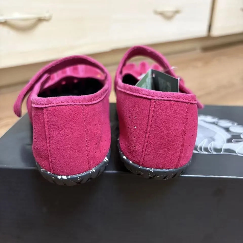 Women Five Toe Barefoot Mary Jane Shoes With Adjustable Strap